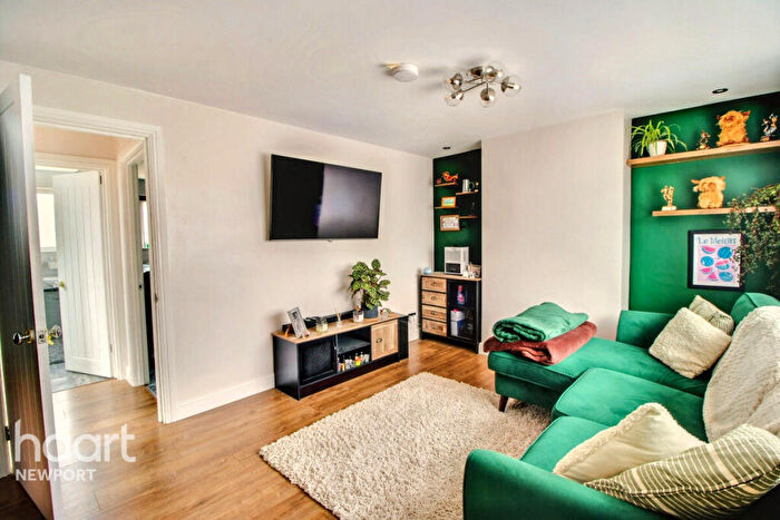 3 Bedroom Semi-Detached House To Rent In Mulcaster Avenue, Newport, NP19