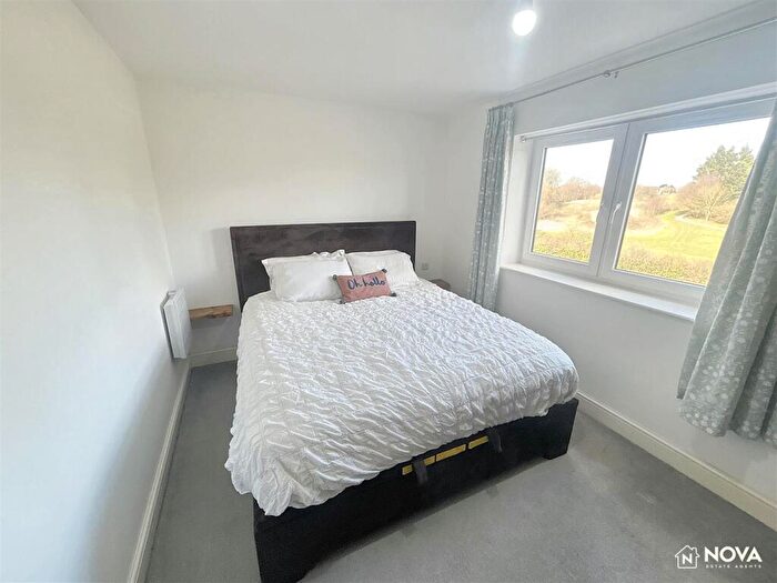 1 Bedroom Apartment For Sale In Juneberry Apartments, LU1