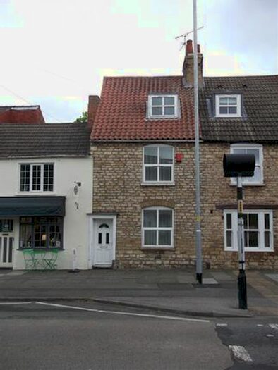 4 Bedroom Semi-Detached House To Rent In Newport, Lincoln, LN1