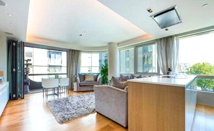 2 Bedroom Flat To Rent In City Rd, London, EC1V