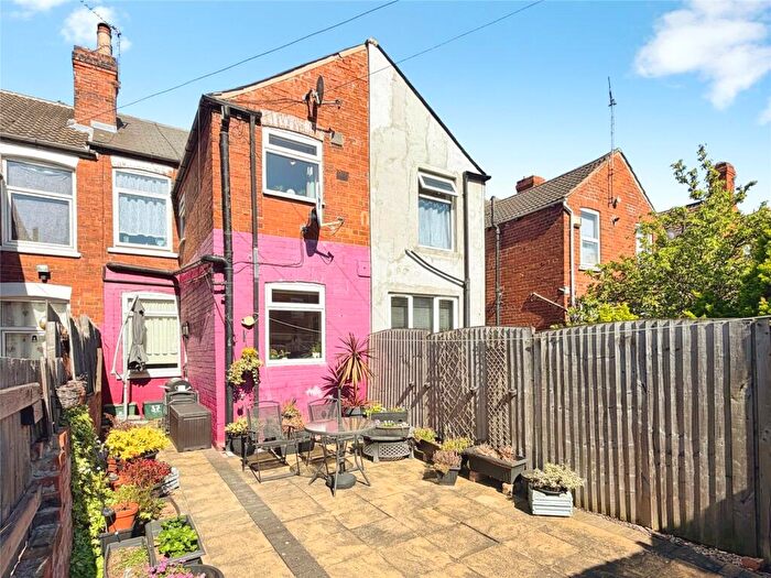 3 Bedroom Terraced House For Sale In Stanhope Road, Doncaster, South Yorkshire, DN1
