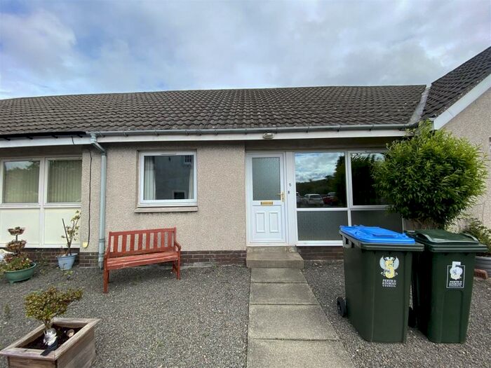 1 Bedroom Bungalow To Rent In Pitheavlis Castle Gardens, Perth, PH2
