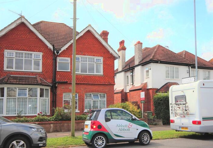 1 Bedroom Flat To Rent In Collington Avenue, Bexhill-On-Sea, TN39