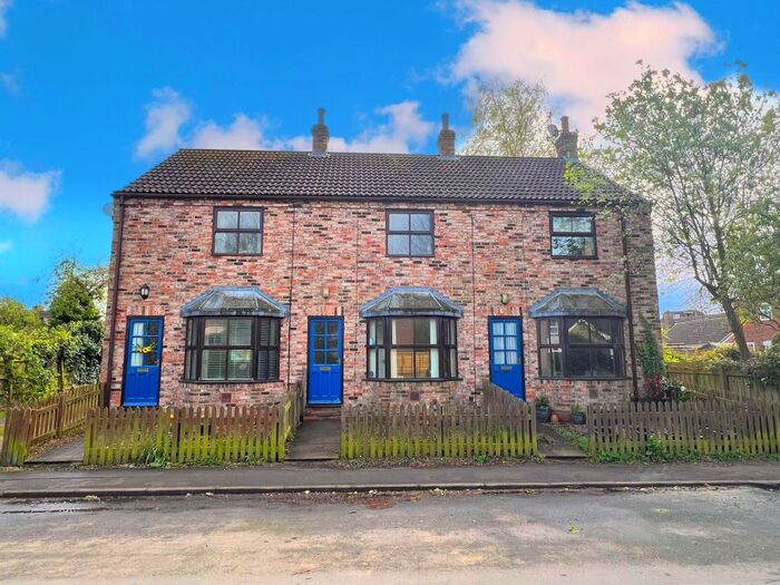 2 Bedroom Terraced House To Rent In East Street, Leven, HU17
