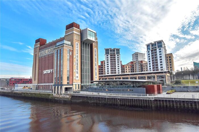 2 Bedroom Flat For Sale In Baltic Quay, Gateshead, Tyne And Wear, NE8