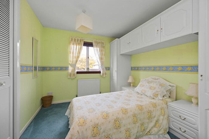 3 Bedroom End Of Terrace House For Sale In Ladehead, Edinburgh, EH6