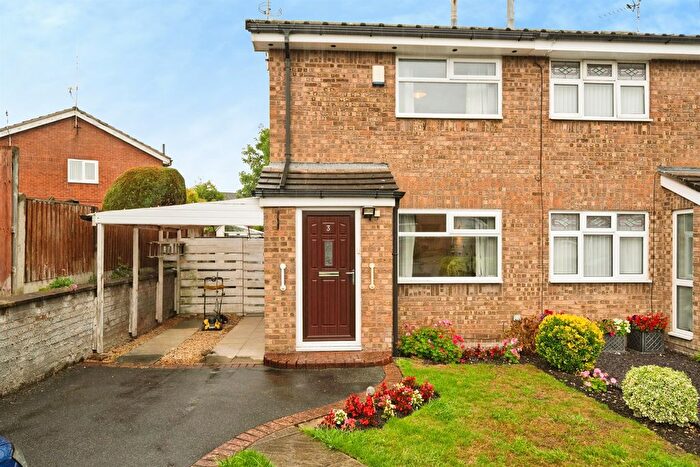 2 Bedroom Semi-Detached House For Sale In Botley Close, Wirral, CH49