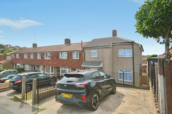 3 Bedroom End Of Terrace House To Rent In Jasper Avenue, Rochester, Kent, ME1