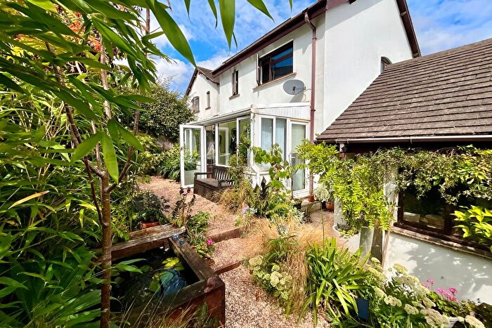 3 Bedroom Detached House For Sale In Summerhayes, Dawlish, EX7