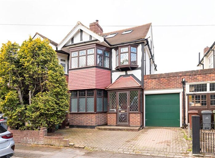 4 Bedroom Semi Detached House For Sale In Dean Gardens, Walthamstow, E17