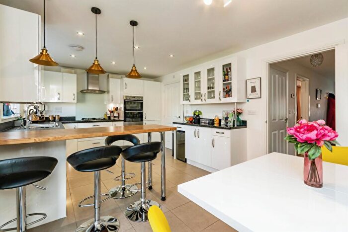 4 Bedroom Detached House For Sale In Oughton Close, Edwalton, Nottingham, NG12