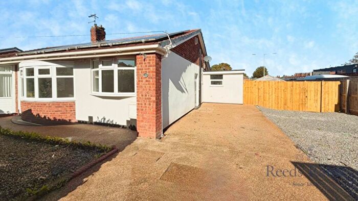 2 Bedroom Bungalow For Sale In Grasmere Road, Chester Le Street, Durham, DH2