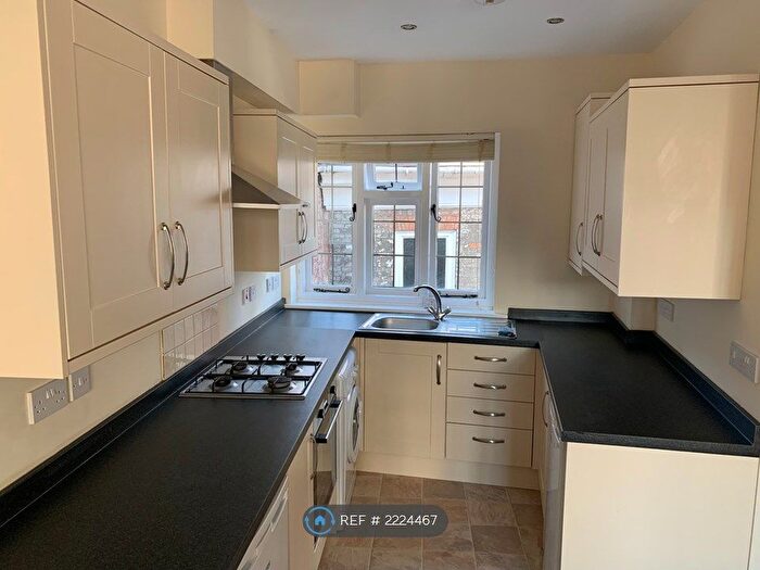 2 Bedroom Flat To Rent In Castle Street, Shrewsbury, SY1