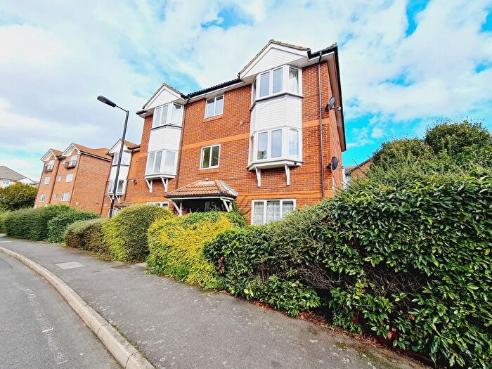 1 Bedroom Flat For Sale In Sheppard Drive, London, SE16