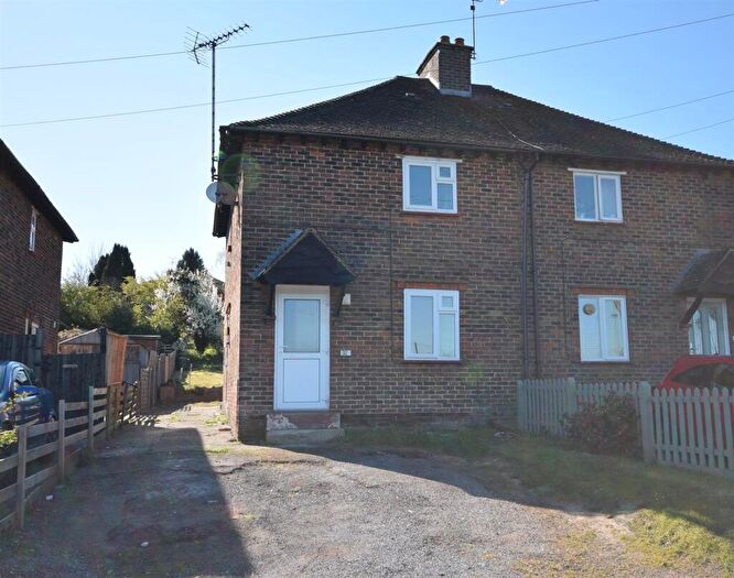 3 Bedroom Semi Detached House To Rent In Greenfield Road, Farnham, GU9