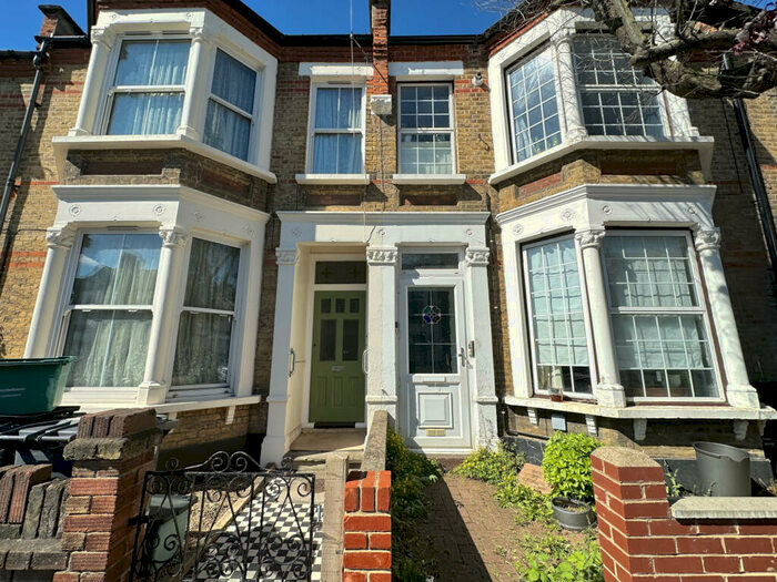 2 Bedroom Flat To Rent In Aspinall Road, Brockley, SE4