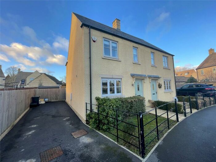 2 Bedroom Semi-Detached House For Sale In Yells Way, Fairford, Gloucestershire, GL7