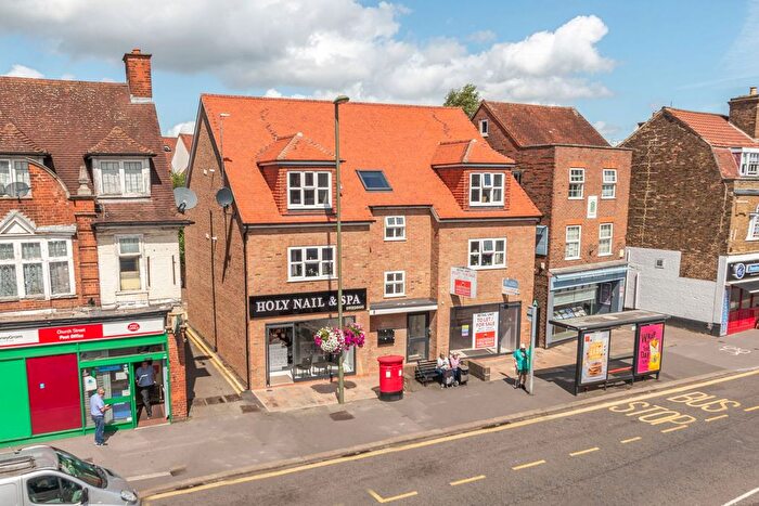 1 Bedroom Flat To Rent In Church Street, Walton On Thames, Surrey, KT12