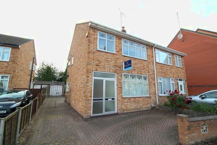 3 Bedroom Semi-Detached House To Rent In Heath End Road, Nuneaton, Warwickshire, CV10