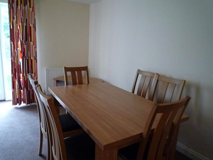 6 Bedroom House To Rent In A Willis Road, Cambridge, CB1