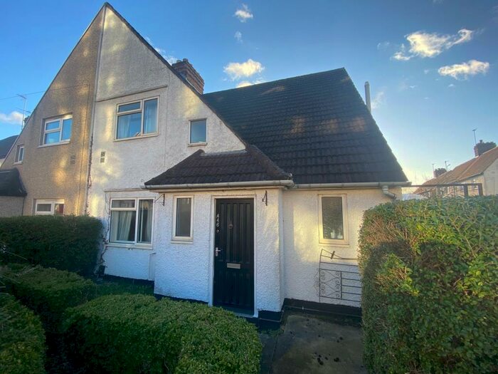 4 Bedroom Semi-Detached House To Rent In Cowley Road, Hmo Ready Sharers, OX4