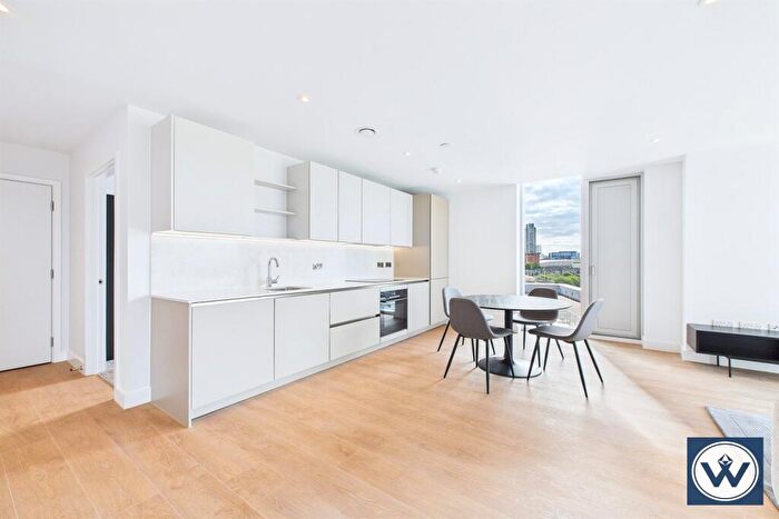 2 Bedroom Apartment To Rent In Park View, Dantzic Street, M4