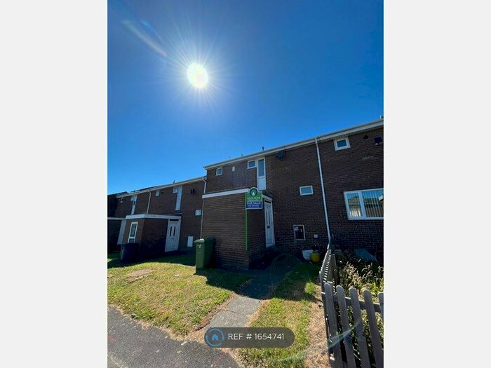 2 Bedroom Terraced House To Rent In Houghtonside, Houghton Le Spring, DH4