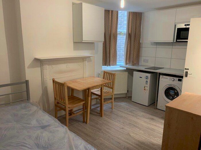 Studio To Rent In Station Road, Harrow, HA1