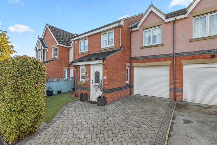 4 Bedroom Terraced House For Sale In Rombalds View, Ilkley, LS29