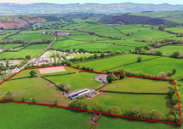 5 Bedroom Equestrian Facility For Sale In Saron, Nr Denbigh, Denbighshire, LL16