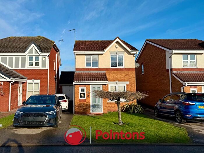 3 Bedroom Detached House For Sale In Dove Close, Bedworth, CV12