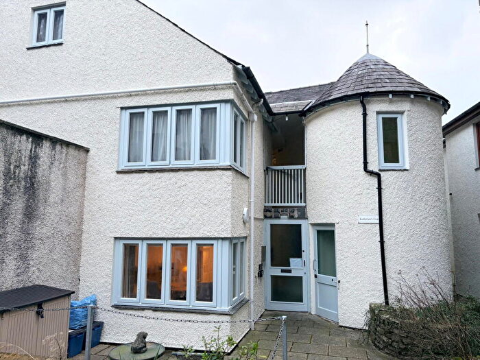 2 Bedroom Flat To Rent In Katherines Court Dowkers Lane Kendal, LA9