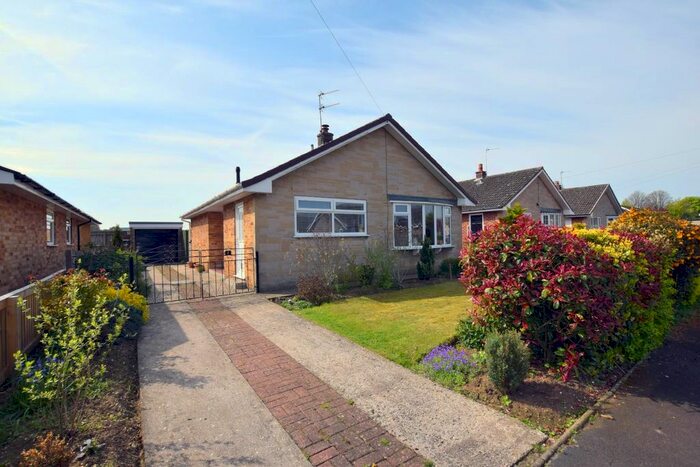 2 Bedroom Detached Bungalow For Sale In Kingston Drive, Norton, Malton, YO17