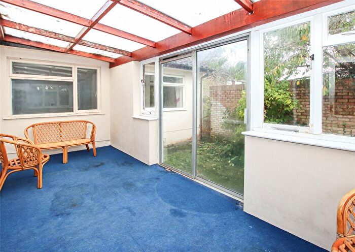 3 Bedroom Bungalow For Sale In Yeovilton Close, Everton, Hampshire, SO41