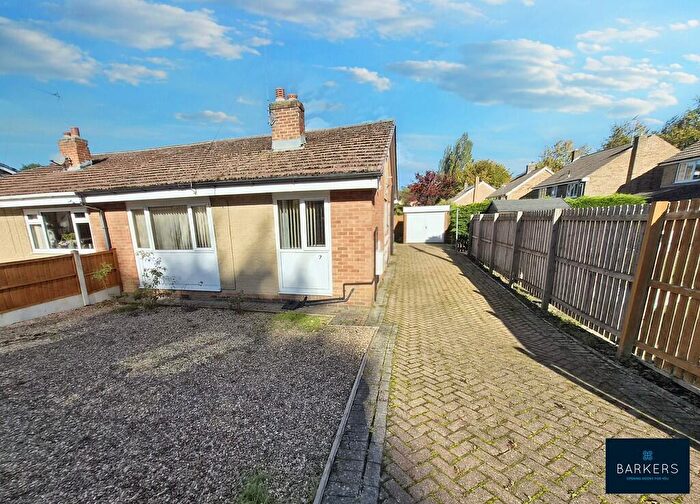 2 Bedroom Semi-Detached Bungalow For Sale In Pollard Way, Gomersal, BD19