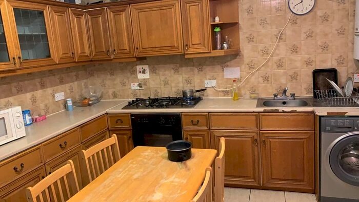 4 Bedroom End Of Terrace House To Rent In Grosvenor Road, Dagenham, RM8