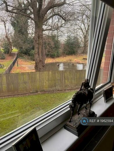 2 Bedroom Flat To Rent In Cleanthus Close, Woolwich, SE18