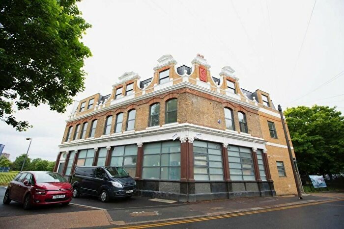 Block Of Flats To Rent In Star Lane, London, E16