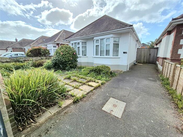3 Bedroom Bungalow For Sale In Oswald Road, Bournemouth, Dorset, BH9