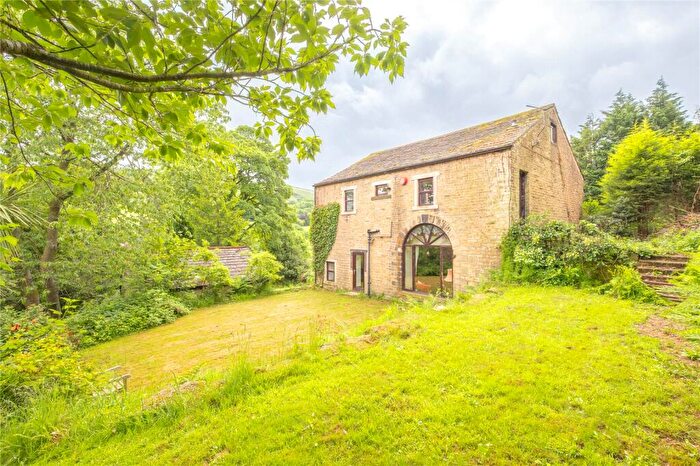 3 Bedroom Detached House For Sale In Mount Road, Marsden, Huddersfield, HD7