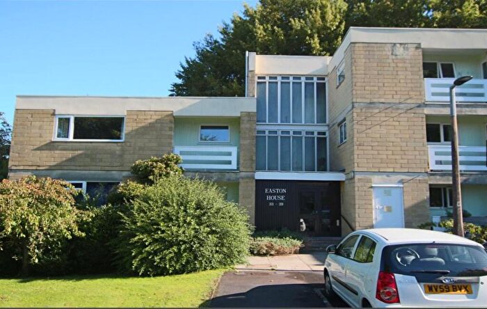 2 Bedroom Apartment To Rent In Grosvenor Bridge Road, Bath, BA1