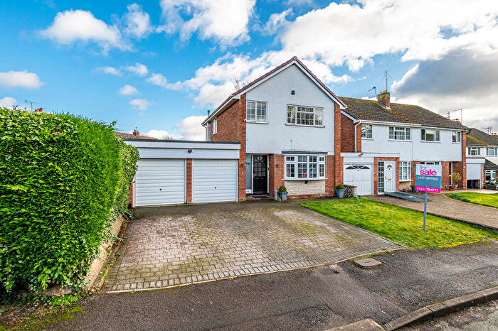 3 Bedroom Detached House For Sale In Oakleys, Brewood, ST19