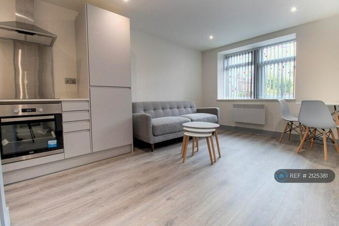 1 Bedroom Flat To Rent In Stanningley Road, Pudsey, LS28