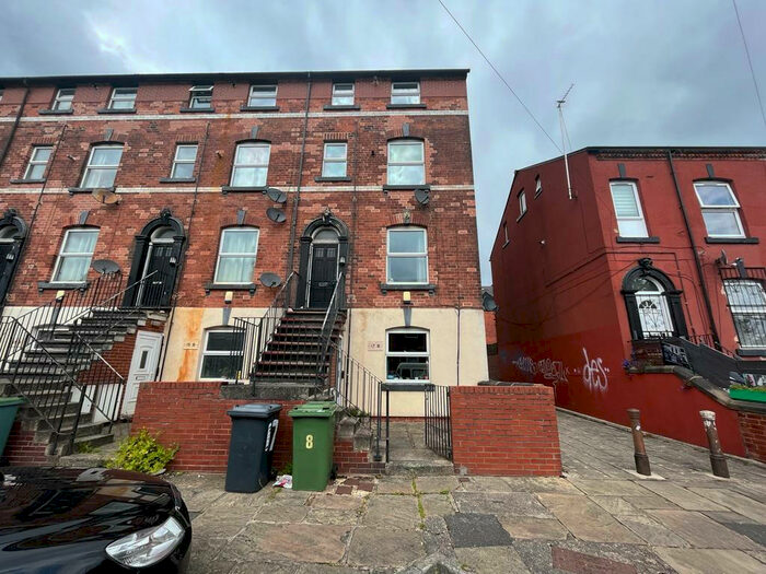 1 Bedroom Apartment To Rent In Flat, Providence Avenue, Leeds, West Yorkshire, LS6