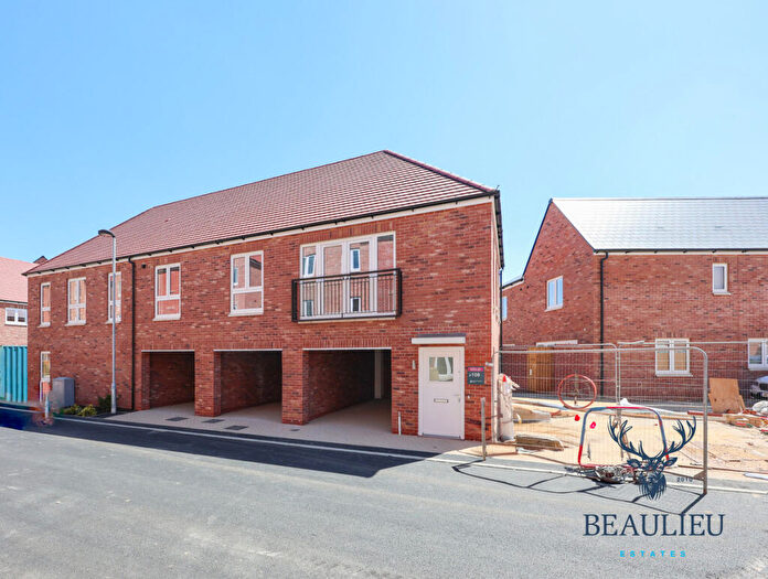 2 Bedroom Coach House To Rent In Harris Crescent, Beaulieu Park, Chelmsford, CM1