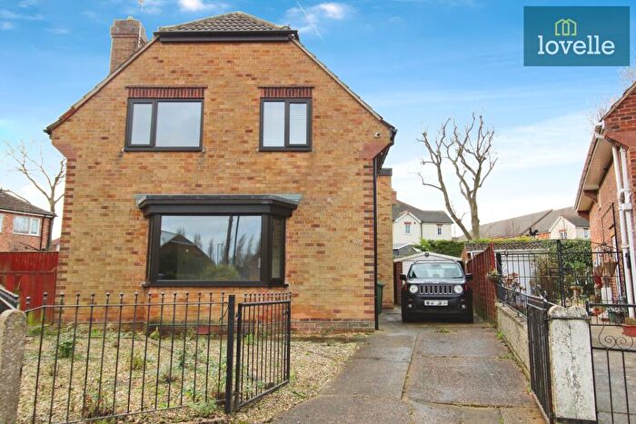 4 Bedroom Detached House For Sale In St Martins Crescent, Grimsby, DN33