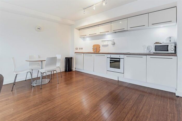 1 Bedroom Flat To Rent In Greenhouse, Beeston Road, Leeds, LS11