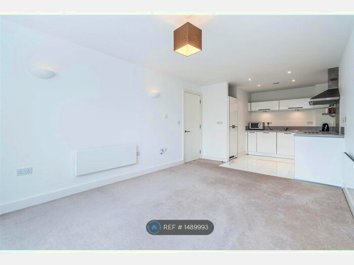 1 Bedroom Flat To Rent In Mistral, Southampton, SO14