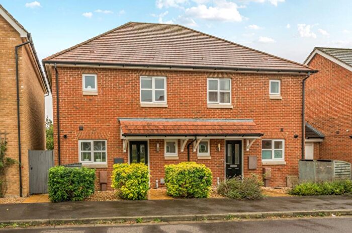 3 Bedroom Semi-Detached House For Sale In Spire View, Emsworth, PO10