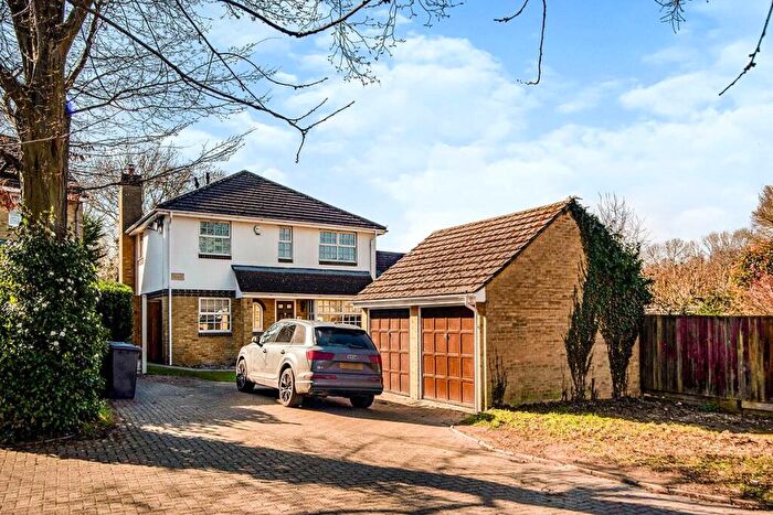 4 Bedroom Detached House To Rent In Ridgewood, Longfield, Kent, DA3